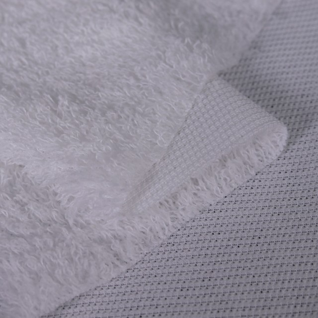 ผ้า Polar Fleece(ขาวโอโม่)