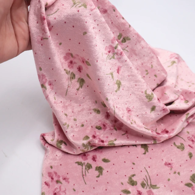 ผ้า Velour(ลายดอกไม้)