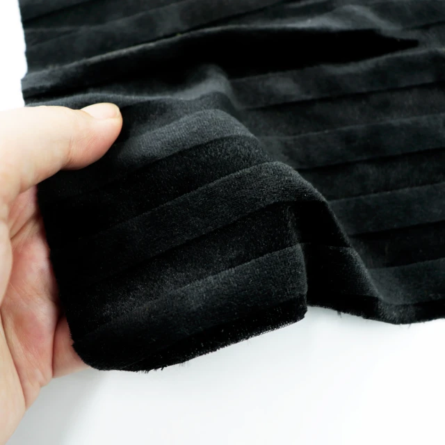 ผ้ากำมะหยี่ ร่องใหญ่(ดำ)