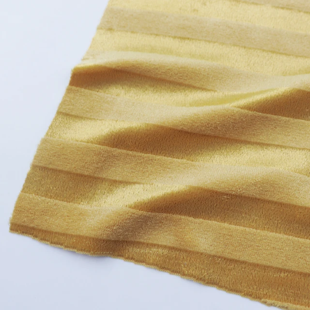 ผ้ากำมะหยี่ ร่องใหญ่(เหลือง)