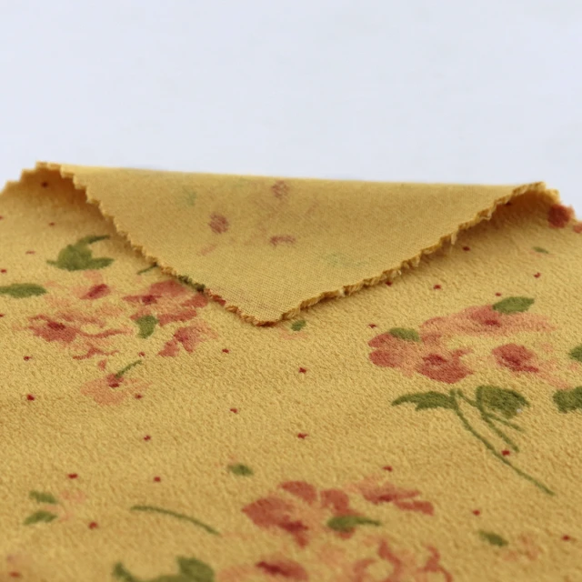 ผ้ากำมะหยี่(ลายดอกไม้)