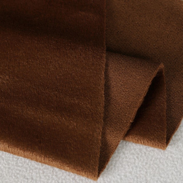 ผ้าขนแมว (น้ำตาลเข้ม)