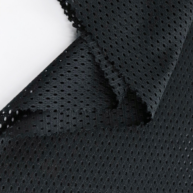 ผ้าตาข่ายรูรี 2 mm. (ดำ)
