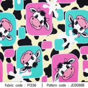 ผ้าพิมพ์วัวสี่เหลี่ยม(เหลืองเขียว) - primary