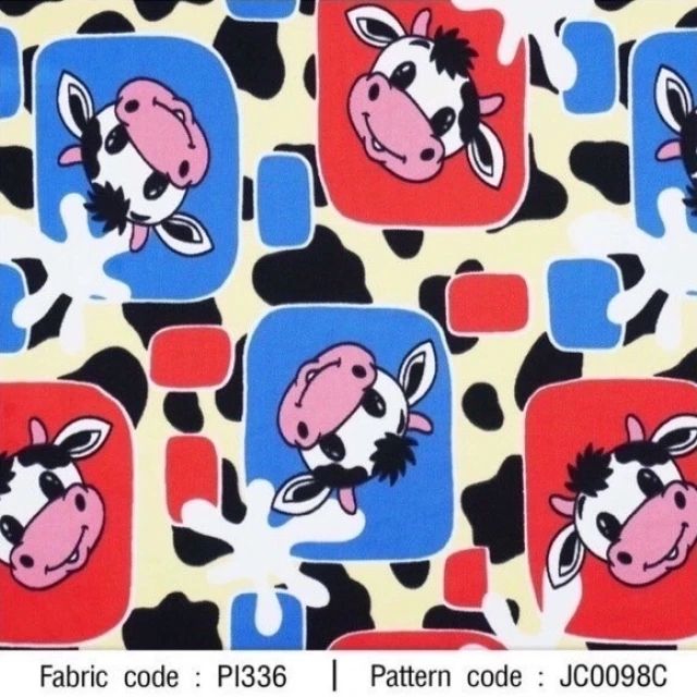 ผ้าพิมพ์วัวสี่เหลี่ยม(เหลืองแดง)