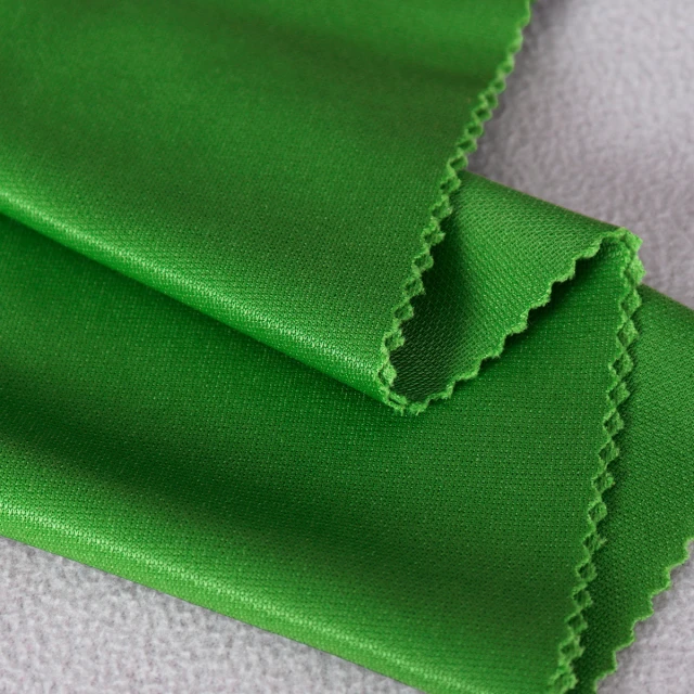 ผ้ามัน(เขียวตอง)