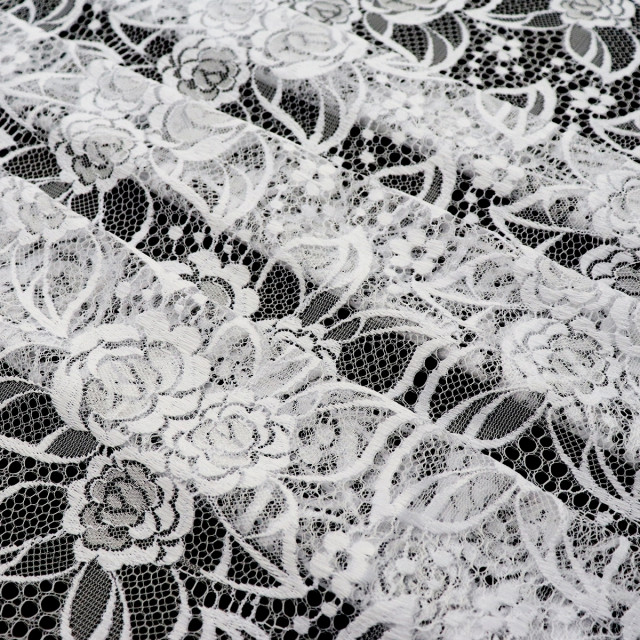 ผ้าลูกไม้(ช่อกุหลาบ)