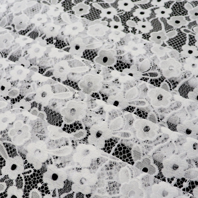 ผ้าลูกไม้(ดอกโป๊ยเซียน)