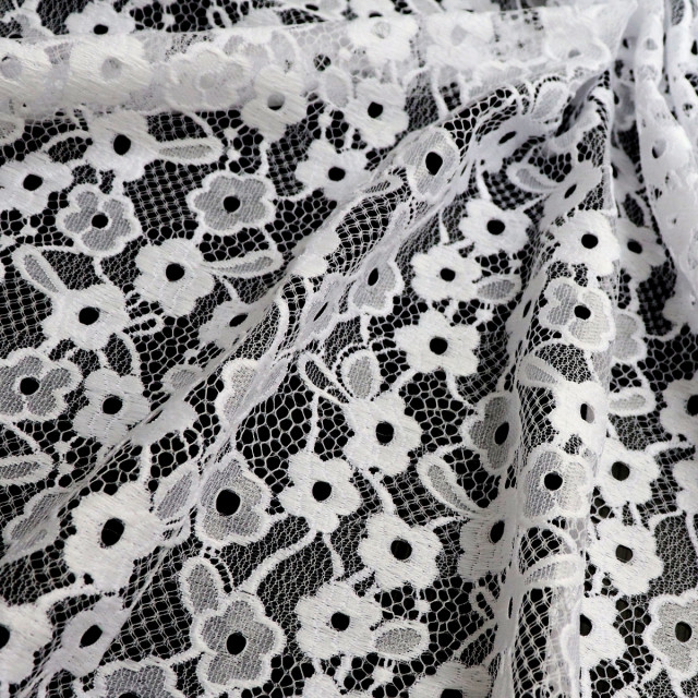 ผ้าลูกไม้(ดอกโป๊ยเซียน)