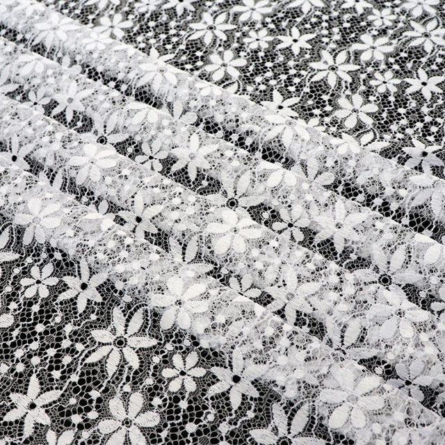 ผ้าลูกไม้(ดอกไม้จิ๋ว)