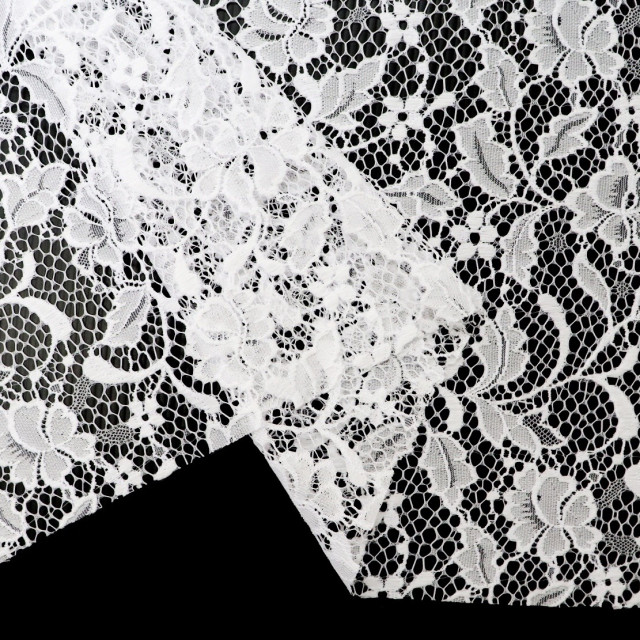 ผ้าลูกไม้(ดอกไม้ฝรั่งเศษ)