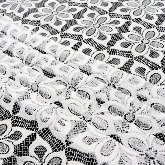 ผ้าลูกไม้(ดอกไม้เหลี่ยม)