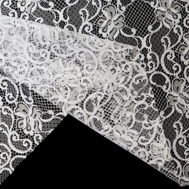 ผ้าลูกไม้(ลายเชิงดอก)