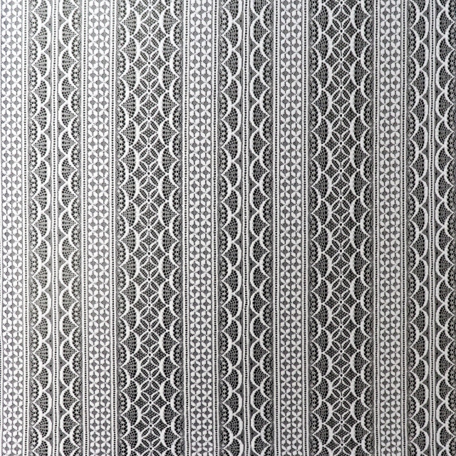 ผ้าลูกไม้(ลายเชิงตรง)