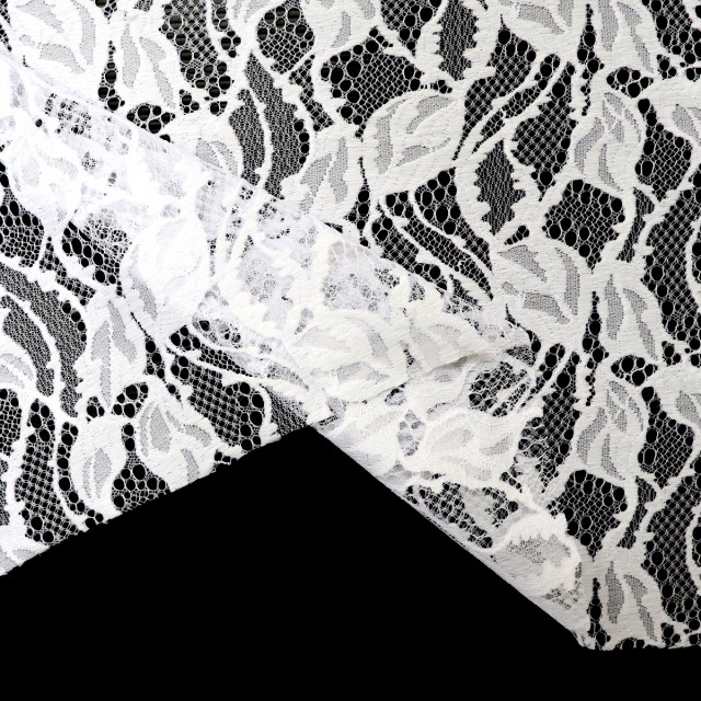 ผ้าลูกไม้(ใบไม้เลื้อย)