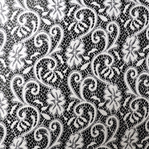 ผ้าลูกไม้(ไม้เลื้อยชบา) - primary